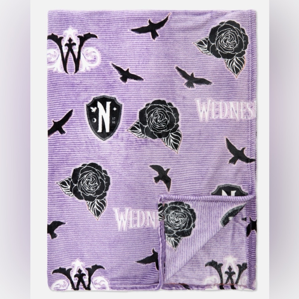 Primark Disney Wednesday Addams Throw Blanket